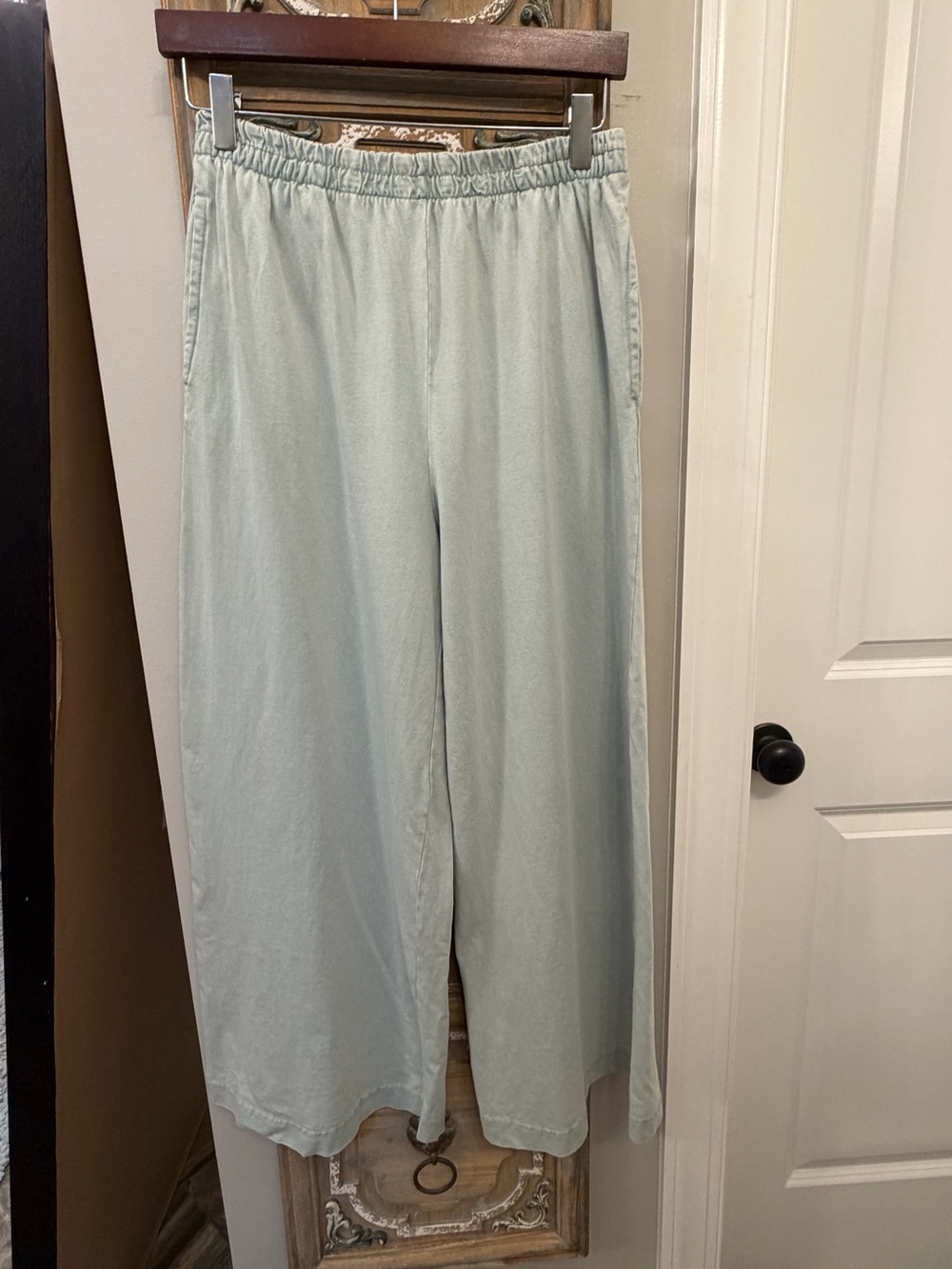 Z Supply Light Sage Wide Leg Elastic Waist Pants